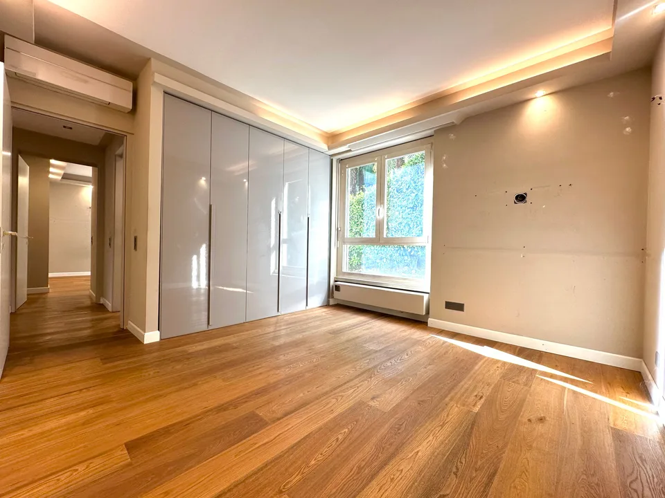 Geräumige 4,5-Zimmer-Wohnung in Lugano - Ihr neues Zuhause im Tessin