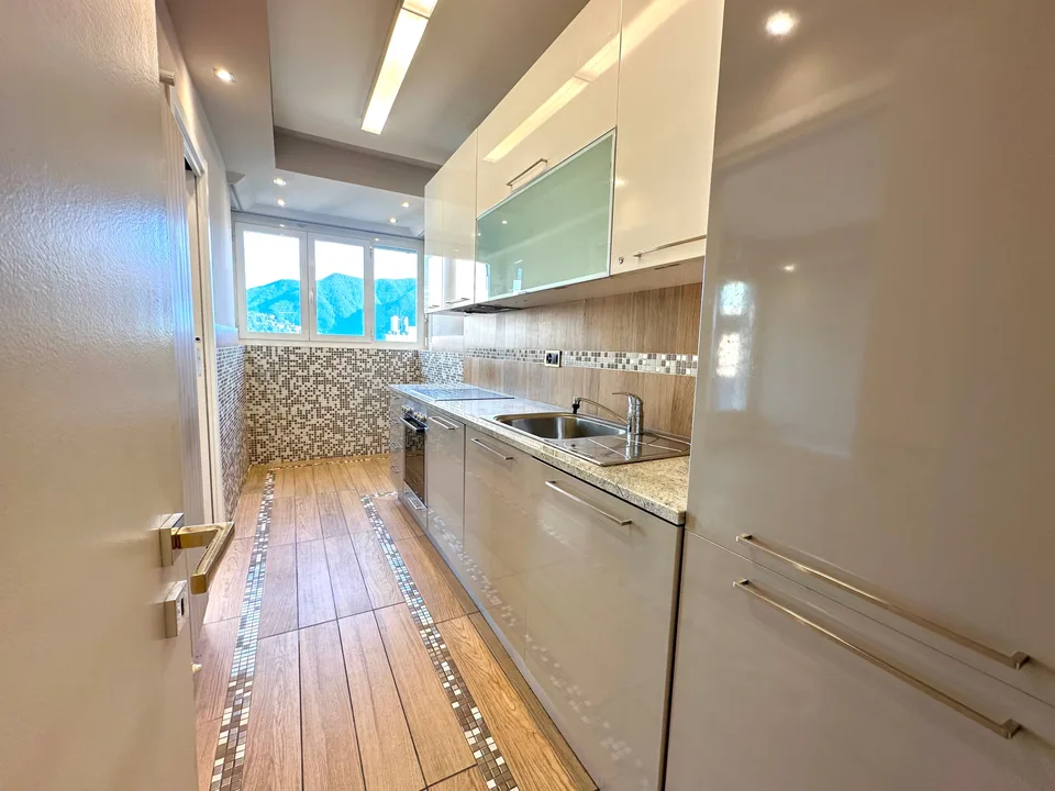 Geräumige 4,5-Zimmer-Wohnung in Lugano - Ihr neues Zuhause im Tessin