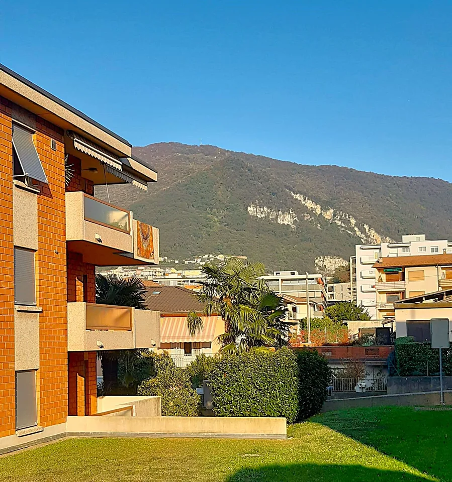 Luminoso appartamento 2,5 in posizione strategica a Mendrisio