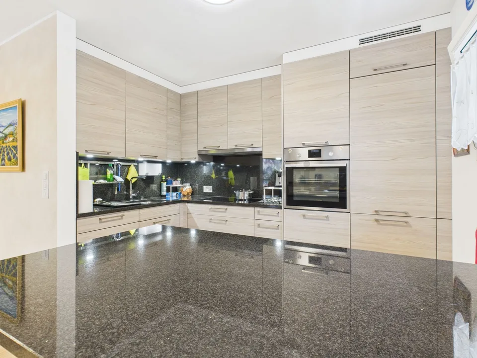 Appartement Élégant au Cœur de Lugano : Confort et Style dans un Emplacement Privilégié