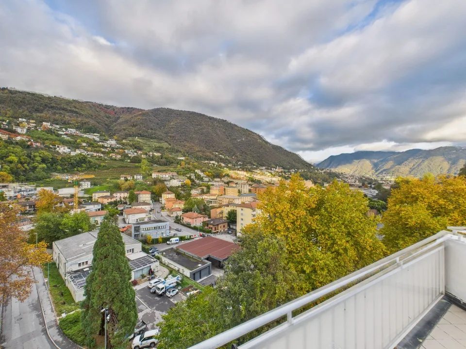 Helles und geräumiges Penthouse in zentraler Lage