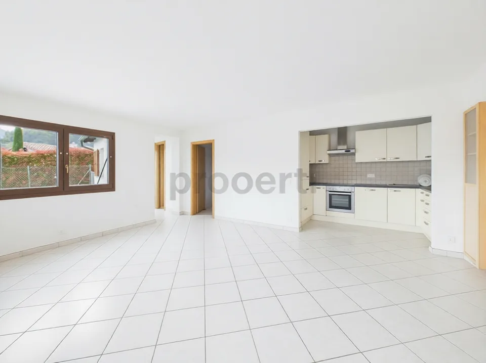 Brissago - Maison bifamiliale avec vue sur le lac, piscine et grand potentiel de développement – photo 20 sur 27