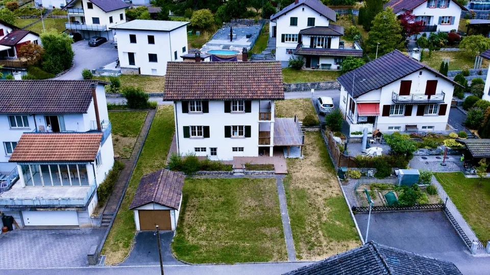 Einziehen statt renovieren - komplett kernsaniertes Einfamilienhaus in Mümliswil