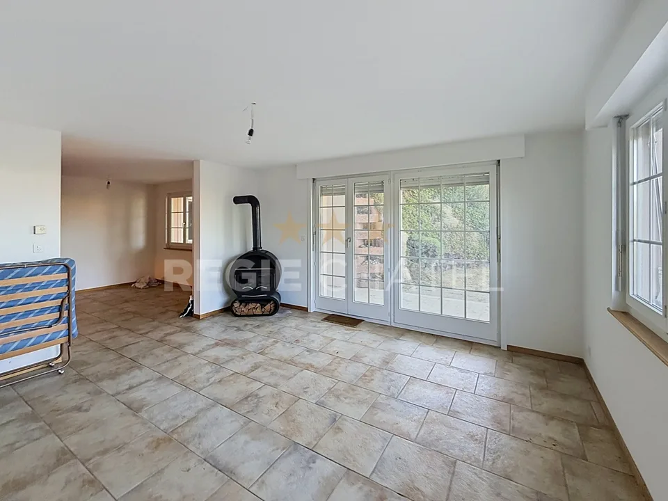 Appartement charmant avec terrasse et jardin