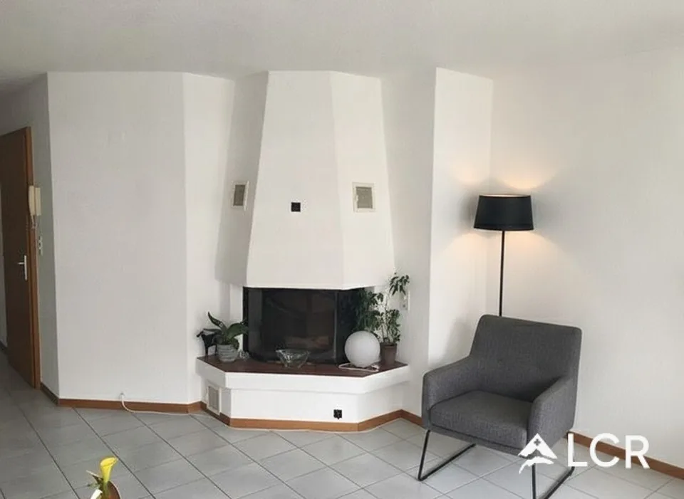Zu vermieten - Geräumiges Duplex von 4.5 Zimmern mit freier Sicht in Landeron (NE)