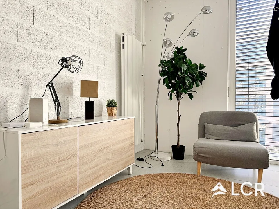Magnifiques studios meublés de 28 m2, décorés avec goût