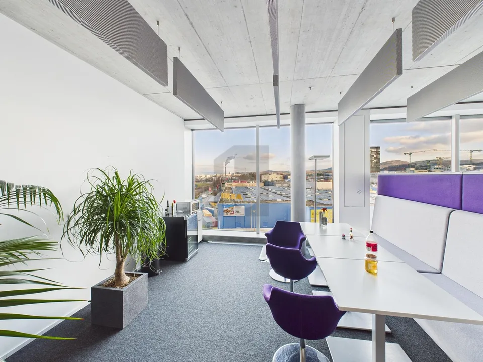 BRIGHT AND MODERN WITH BEST ACCESSIBILITY
