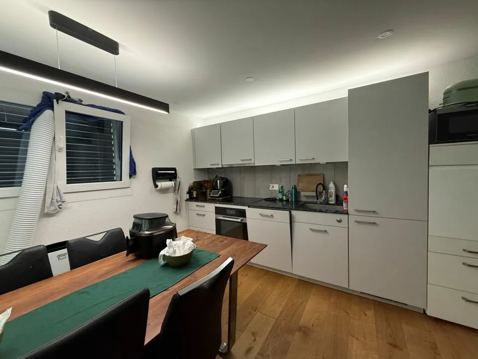 Moderne 3.5-Zimmerwohnung in Hombrechtikon zu vermieten