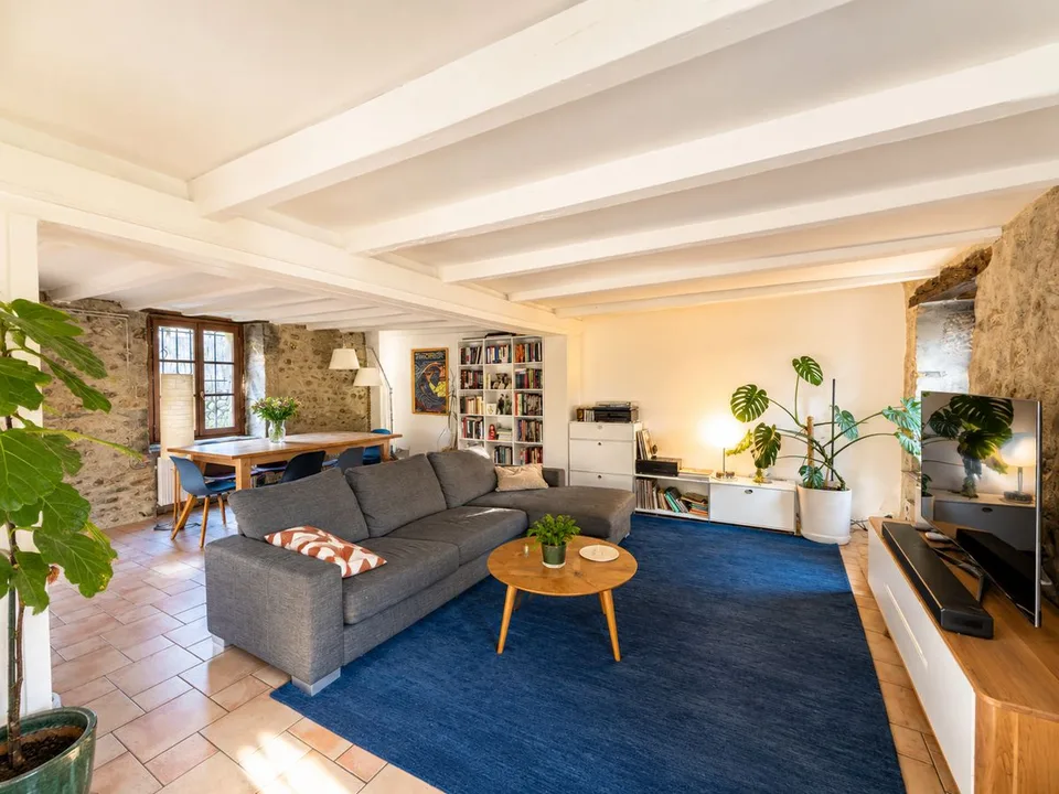 À louer - Authentique maison de village avec jardin au coeur du Vieux-Vernier
