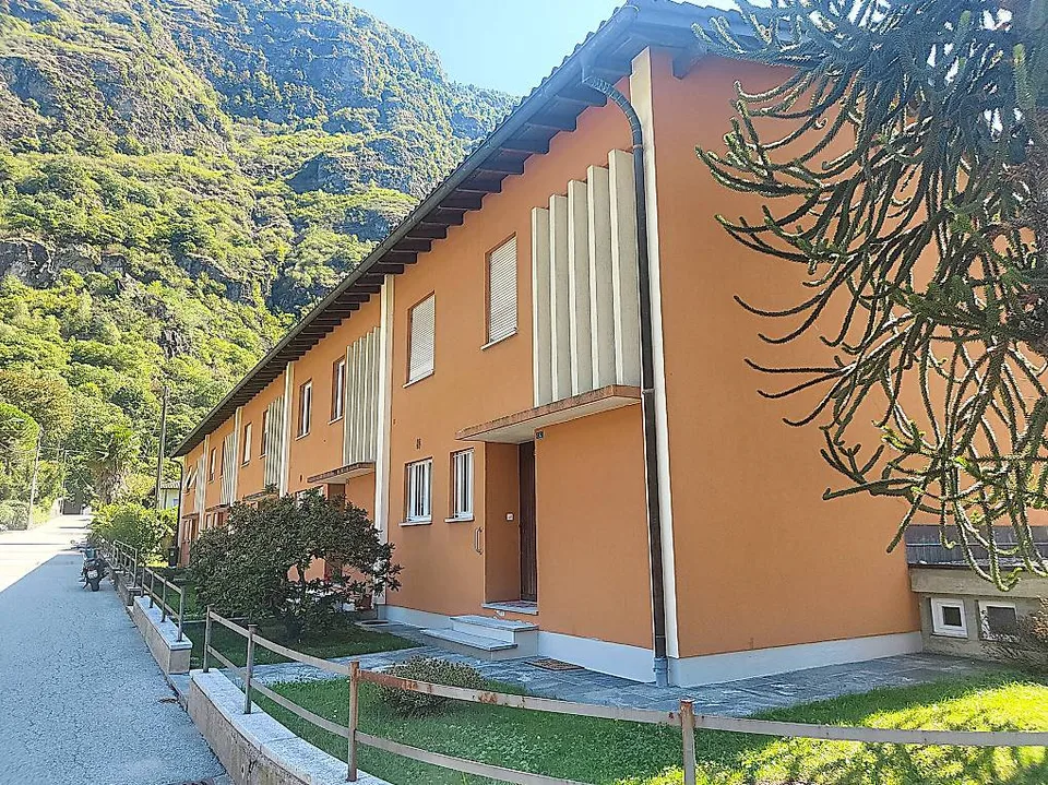 Casa unifamiliare in prima fila a Biasca