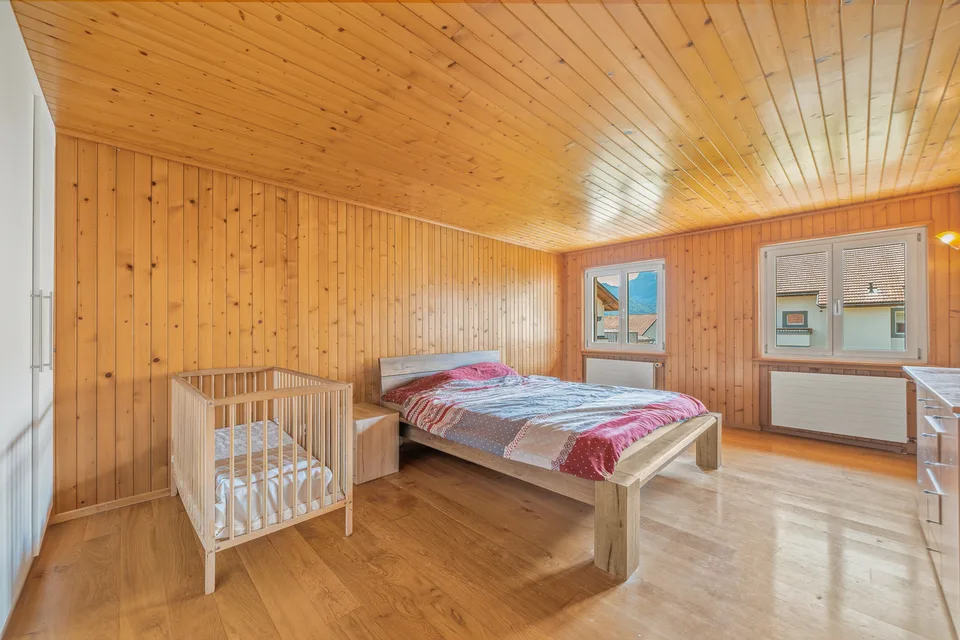 Dorfhaus mit 3 Wohnungen, Garten und Grundstückspotenzial – Foto 10 von 28