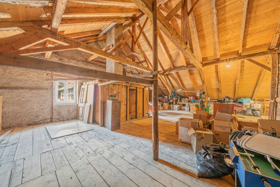 Dorfhaus mit 3 Wohnungen, Garten und Grundstückspotenzial – Foto 22 von 28