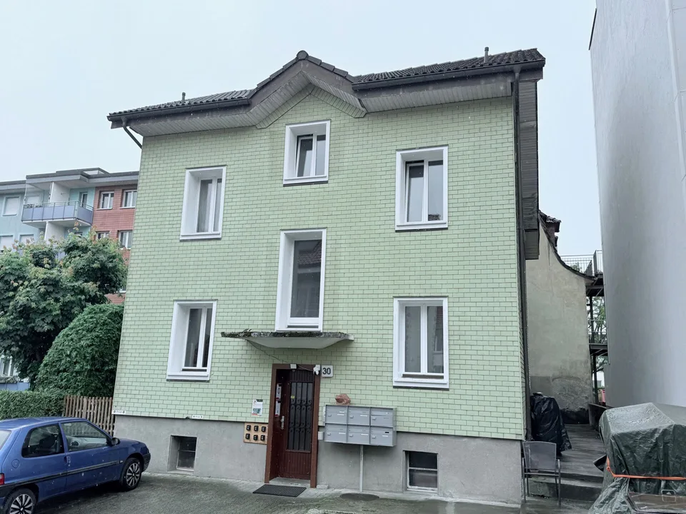 REDUCED PRICE - Attractive MFH with a yield of 5.3%!