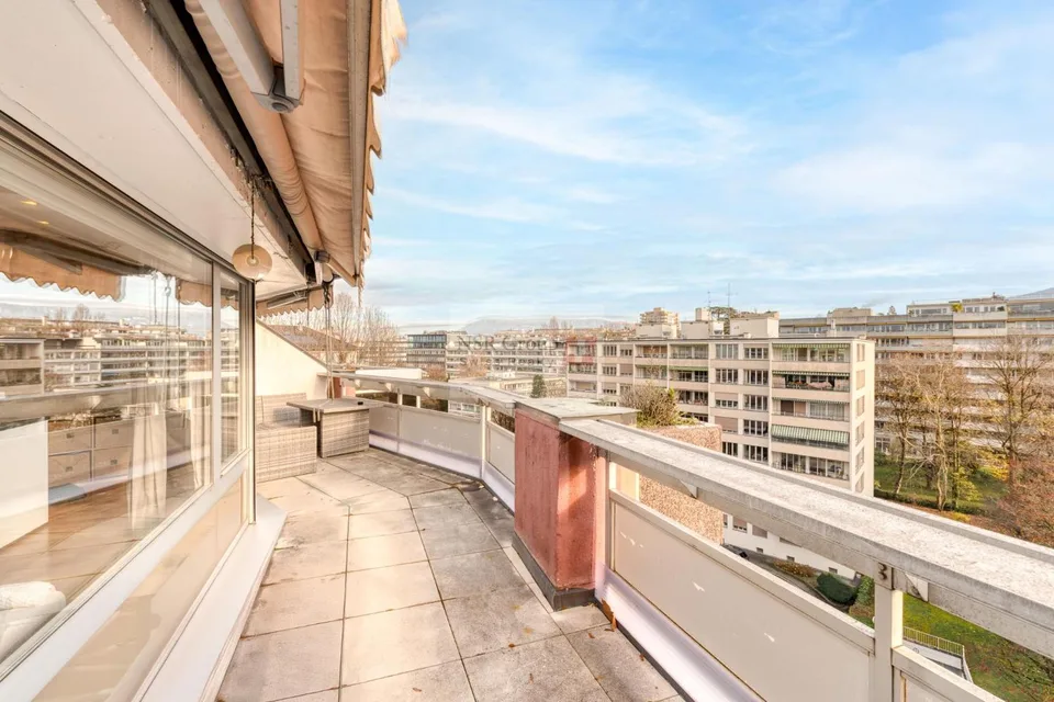 Magnifico appartamento duplex attico a Malagnou