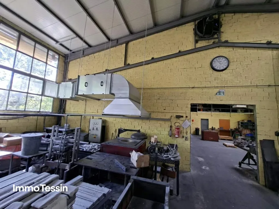 OPPORTUNITÉ : Halle industrielle stratégiquement située avec des possibilités attrayantes pour le commerce, la logistique et la production – photo 11 sur 13