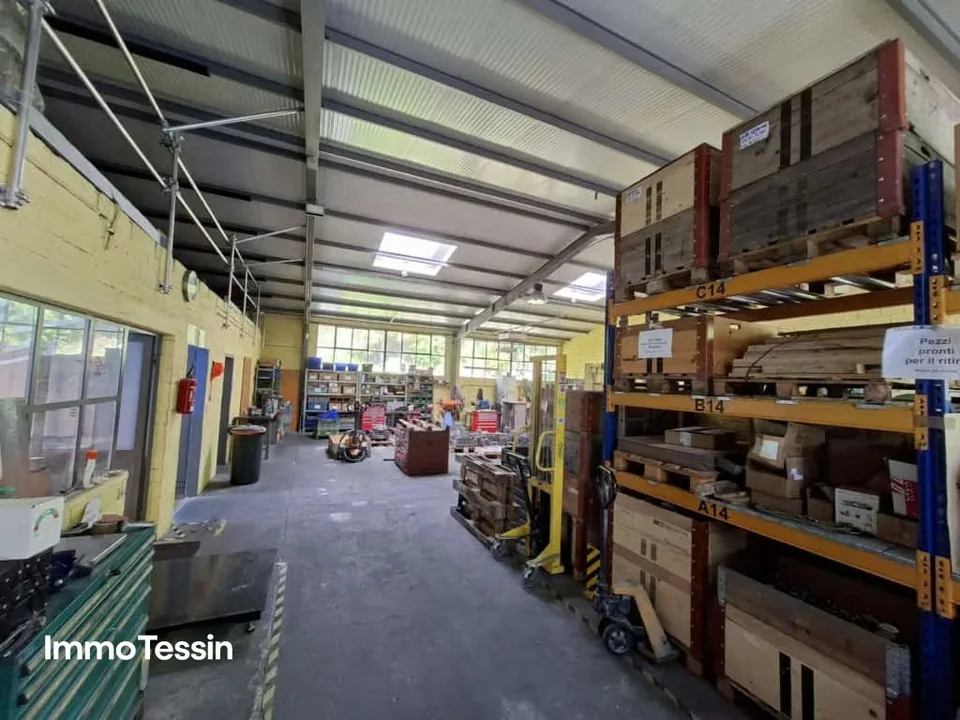 OPPORTUNITÉ : Halle industrielle stratégiquement située avec des possibilités attrayantes pour le commerce, la logistique et la production – photo 8 sur 13