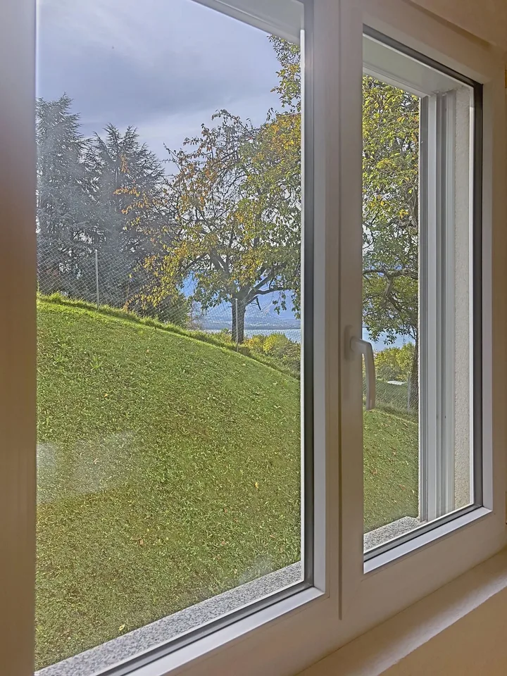 Magnifico appartamento di 4,5 stanze con vista panoramica a Chernex