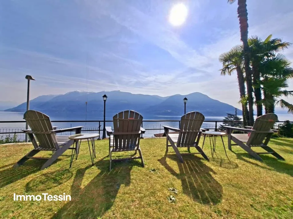 OPPORTUNITÀ UNICA: Bell'hotel a Brissago con vista panoramica mozzafiato sul Lago Maggiore