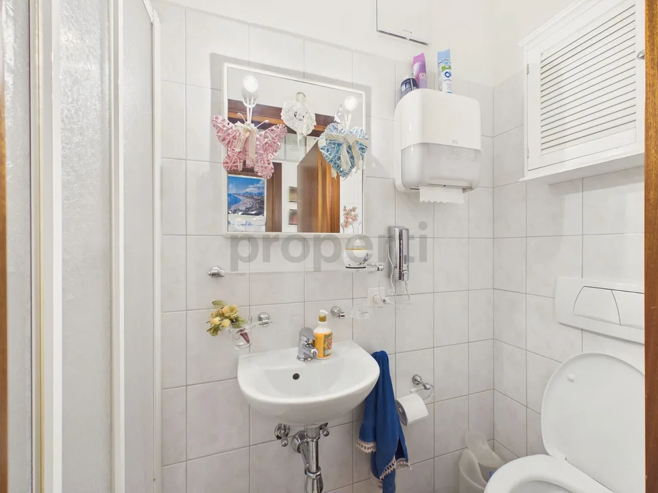 Spazioso 3.5 locali in zona tranquilla, Ascona. – foto 17 di 18