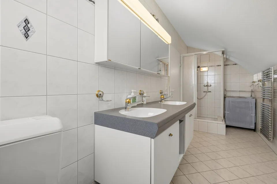 6.5 Zimmer Einfamilienhaus in Wollerau – Foto 12 von 13