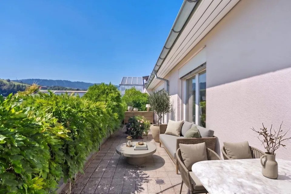 6.5 Zimmer Einfamilienhaus in Wollerau – Foto 8 von 13