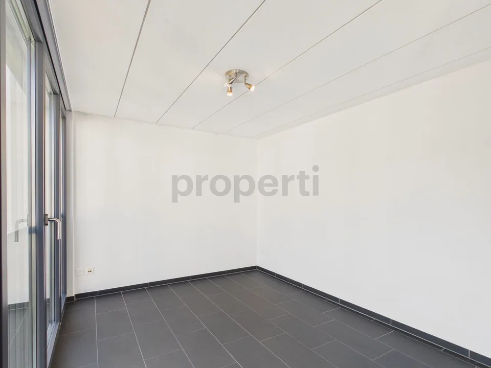 Loft-Ambiente, lichtdurchflutete Räume und Renovierung 2022 – Foto 10 von 32