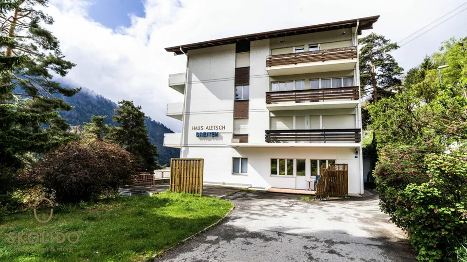 Appartement de vacances près de la station de gondole Mörel-Riederalp directement à côté du bain thermal