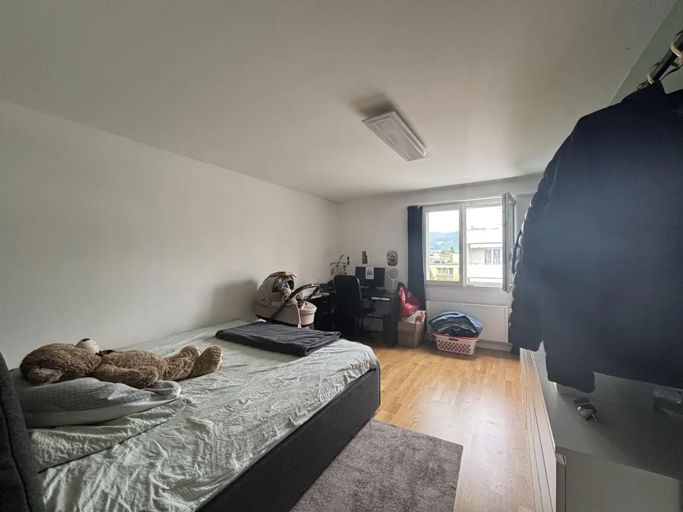 Helle und moderne 3,5-Zimmer-Wohnung in Nidau