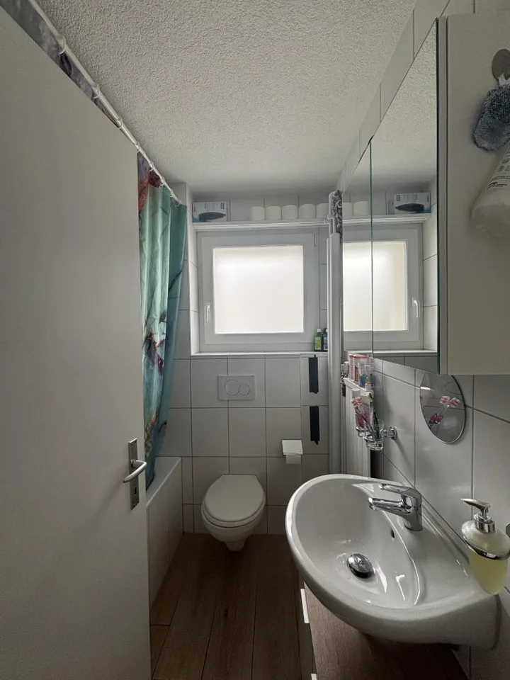 Helle und moderne 3,5-Zimmer-Wohnung in Nidau – Foto 6 von 10
