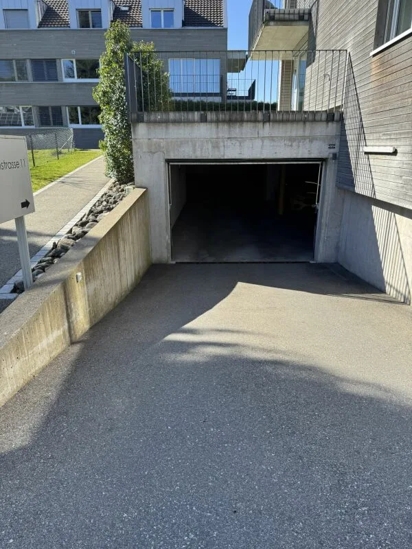Posto auto in garage sotterranea a Niederteufen - disponibile immediatamente