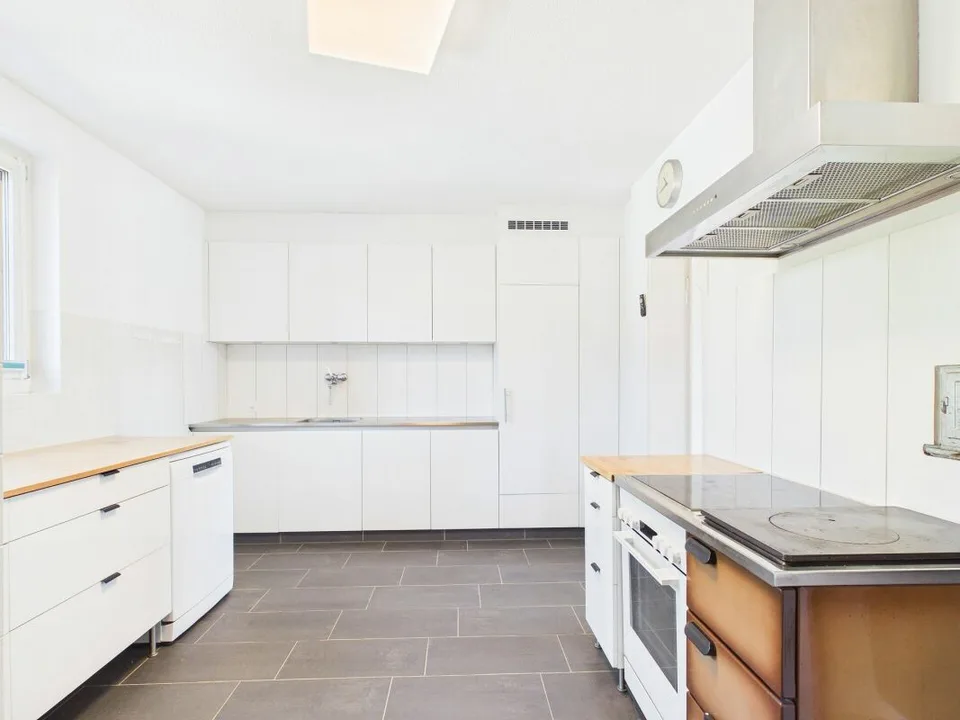 Incantevole casa unifamiliare con grande giardino e soffitta convertita
