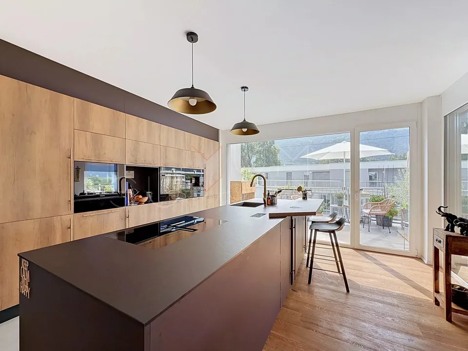 Attique meublé 120 m² + terrasse 67 m²