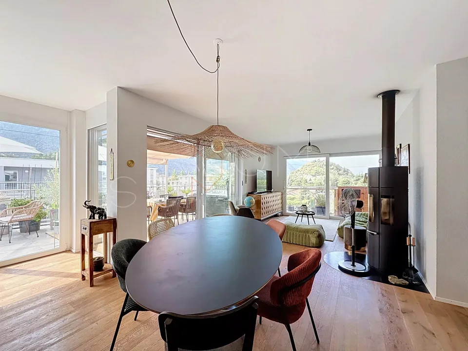 Möbliertes Penthouse 120 m² + Terrasse 67 m²