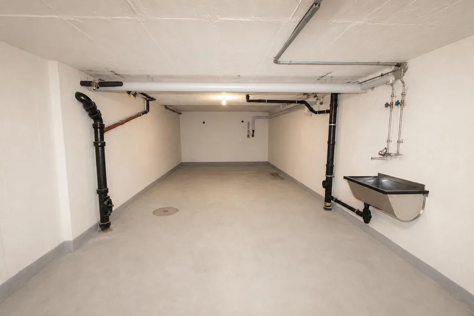Vielseitiger Hobby- und Lagerraum (ca. 30 m²) zu vermieten