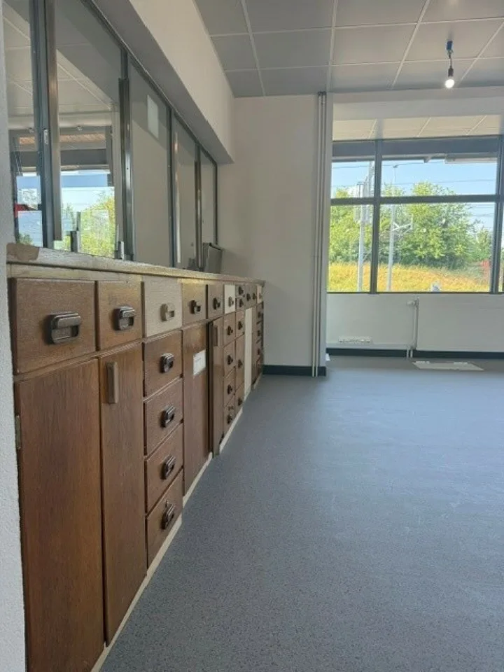 Surface administrative de 110 m² à Vernier-Meyrin Cargo