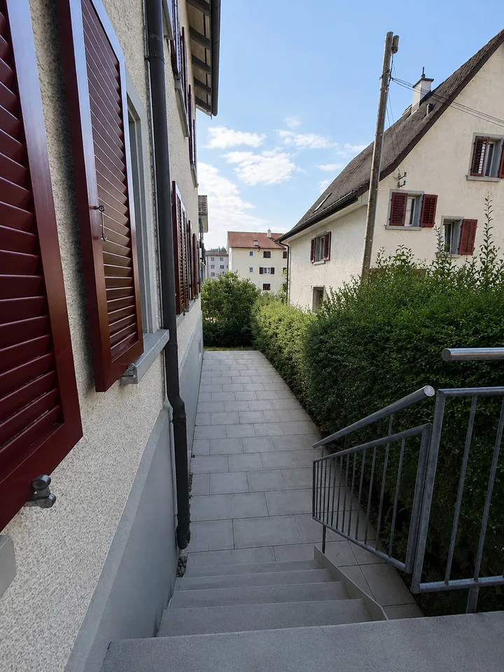 Appartement confortable en rez-de-chaussée dans un emplacement central