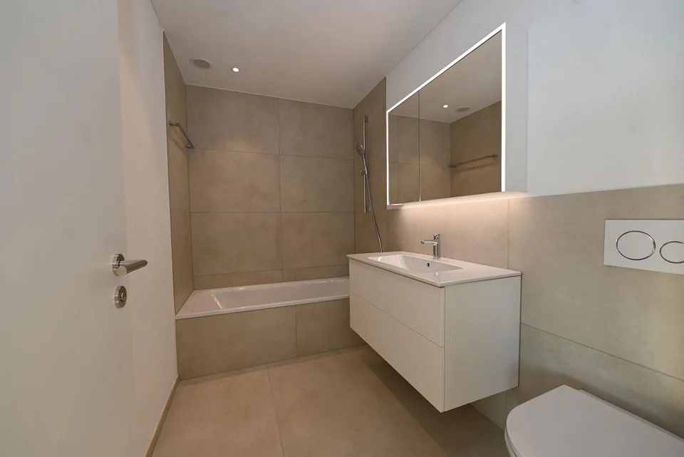 Three Point - Panoramic View in Ownership Standard