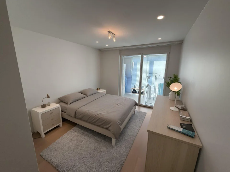 A louer - Appartement de 4.5 pièces avec loggia et jardin d'hiver à Nyon