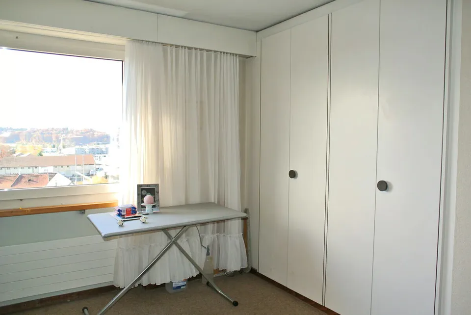 Ampio appartamento attico di 5,5 locali con vista panoramica e privacy – foto 11 di 13