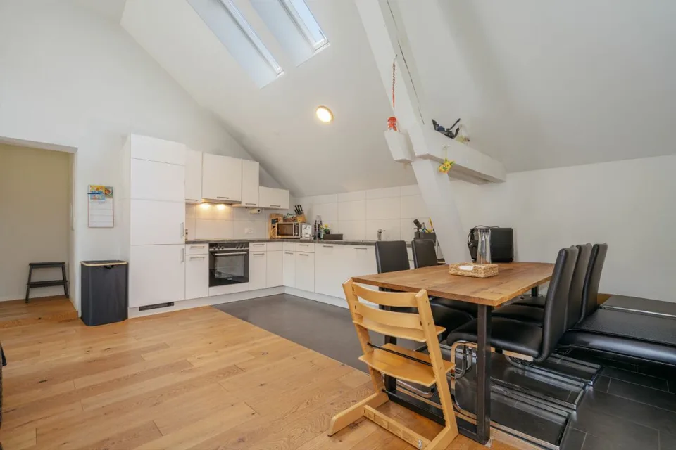 Charmante appartement de 4,5 pièces avec vue panoramique et finition de haute qualité