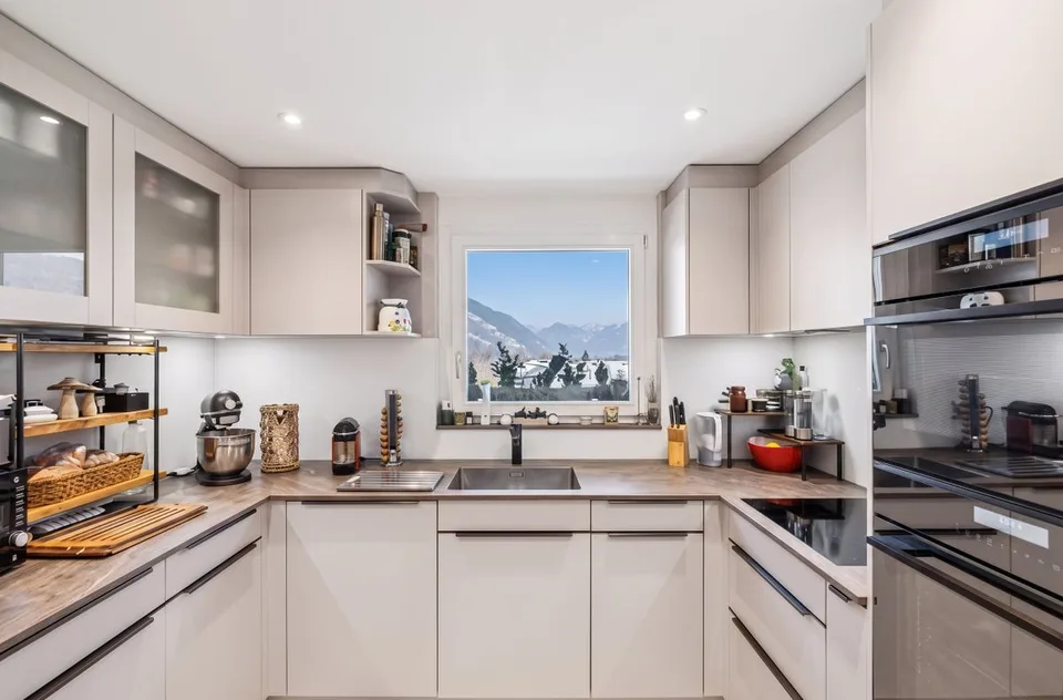 La tua casa perfetta ad Alpnachstad con vista panoramica non ostacolata