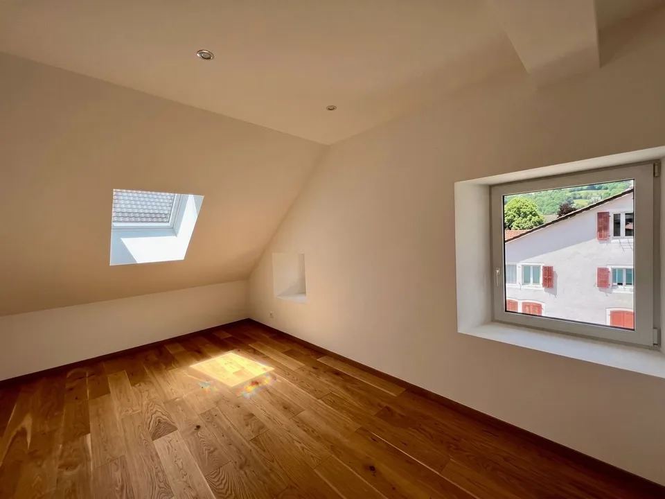 Wohnung D - 2,5 Zimmer mit Balkon und Mezzanin in Couvet