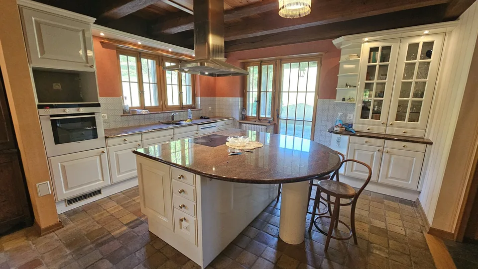 À vendre à Asuel maison de maître de 9.5 pièces terrain de 2'747 m² – photo 12 sur 13