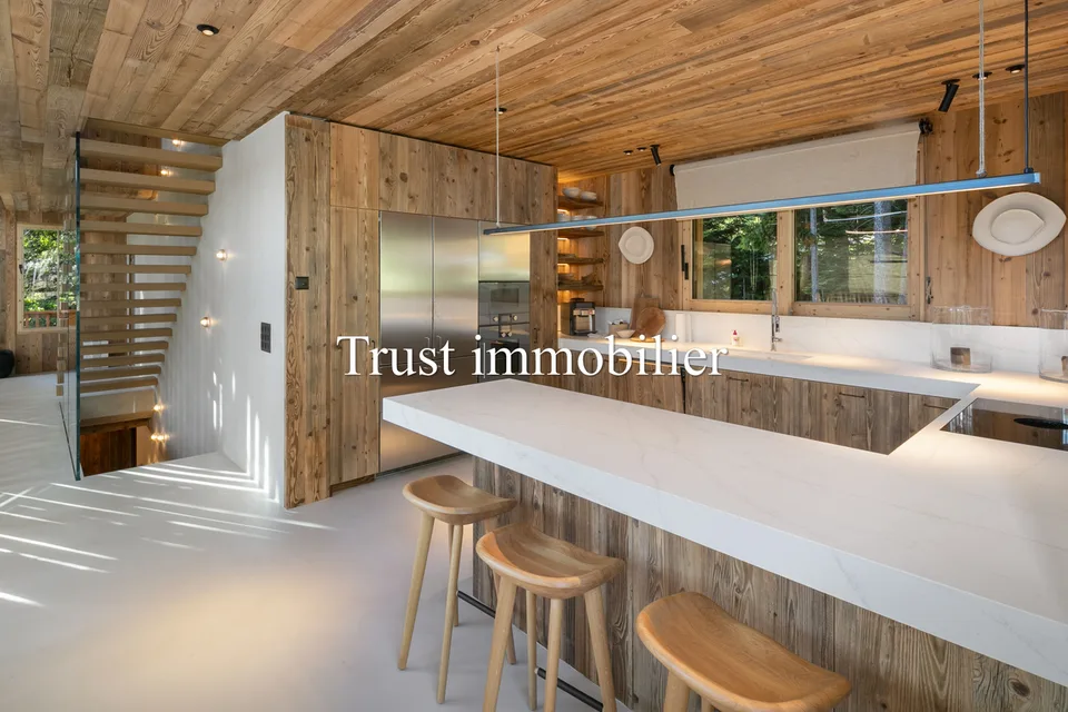 6004. Breathtaking Luxury Chalet