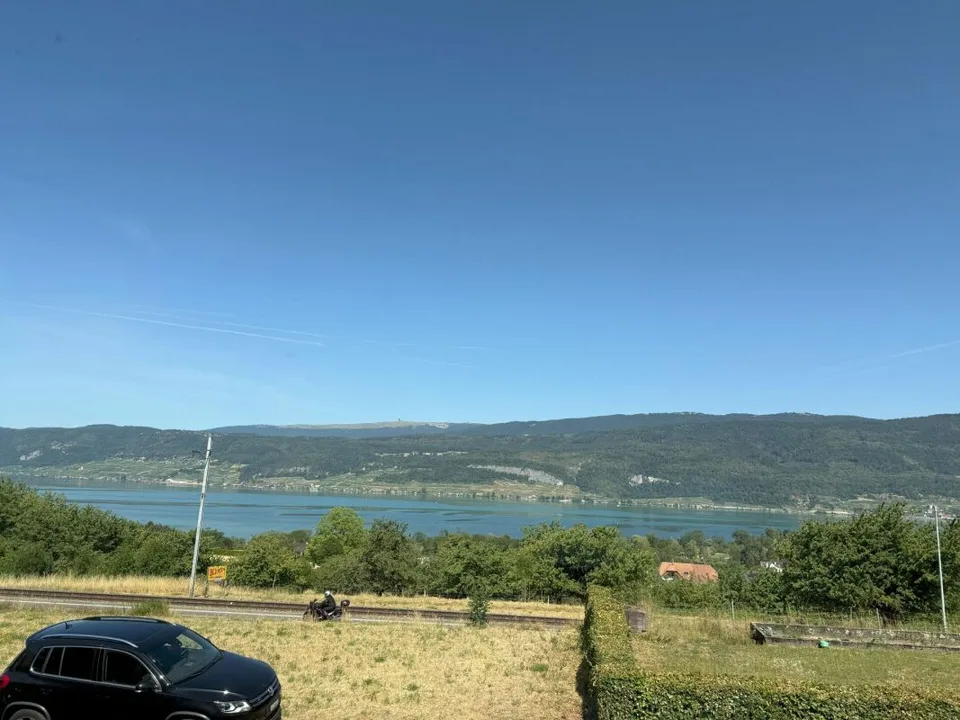 Sonne und Seesicht unweit von Biel