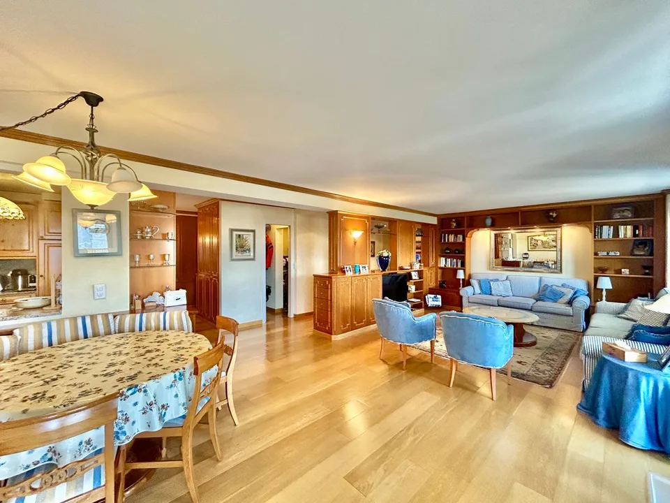 Magnificent apartment in the center of Crans with stunning views