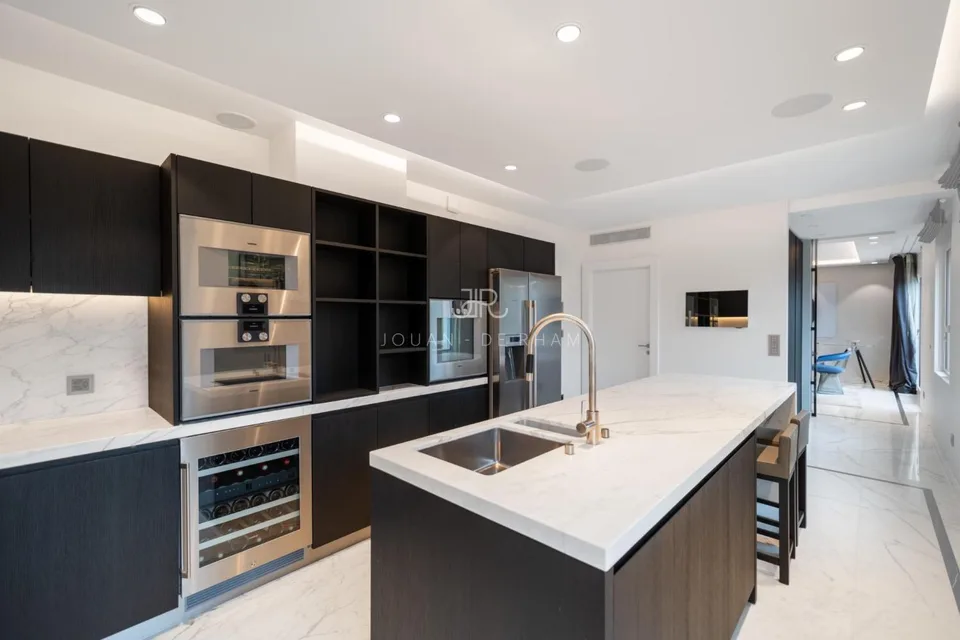 Duplex 8 rooms