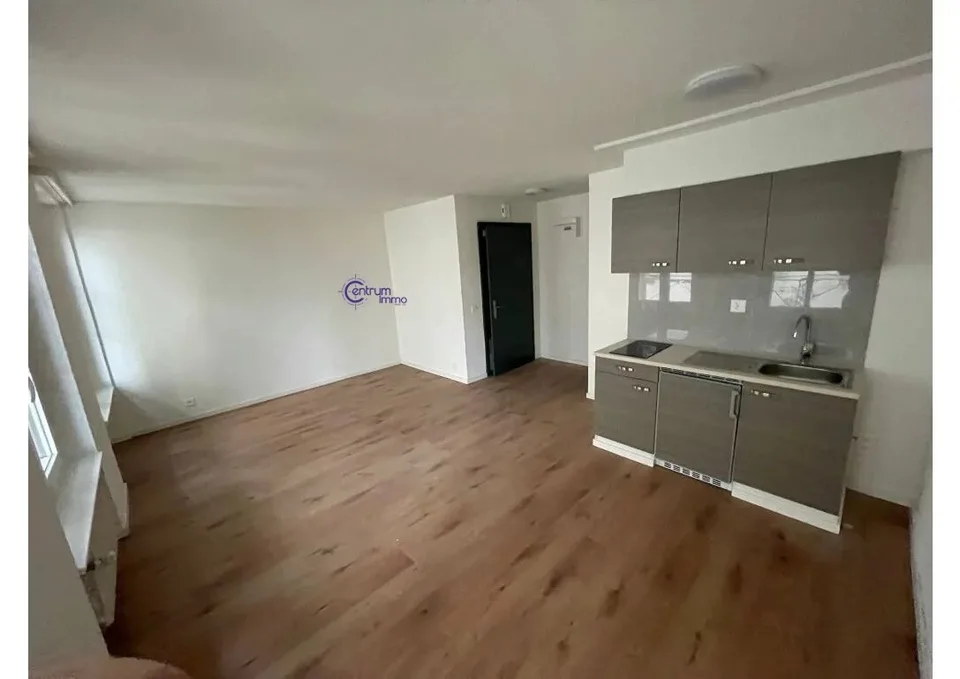 Vollständig renoviertes Gebäude – Foto 7 von 13
