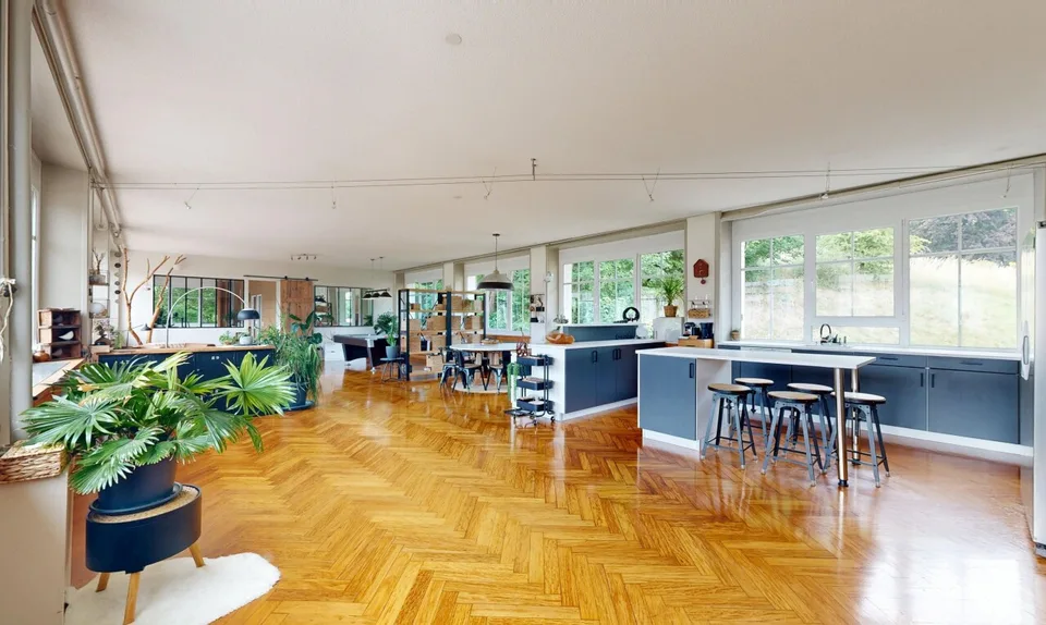 Exceptional 186 m² Loft: Unique Volumes and Total Modularity