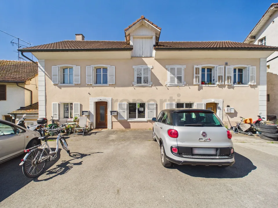 Élégante maison multiplex de 4 appartements avec cave et parking, Basse-Vendline